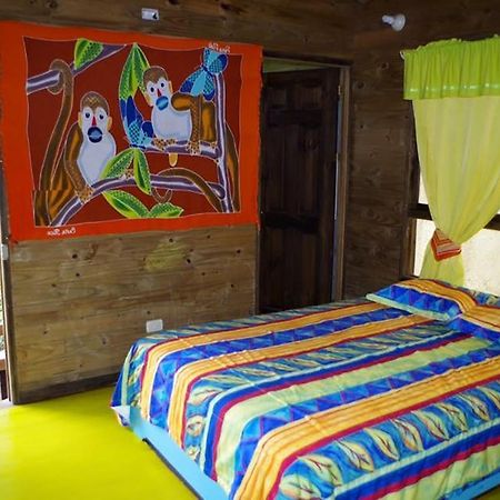 Wood House Hostel La Fortuna Luaran gambar